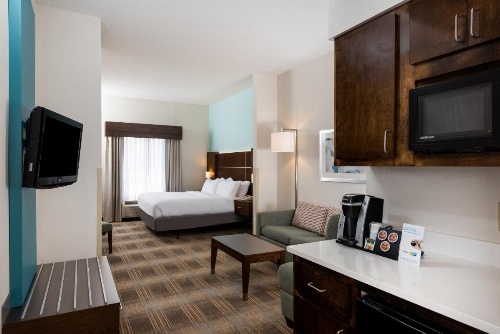 Holiday Inn Express Hotel & Suites Grenada image 16