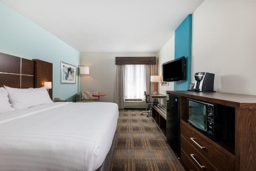 Holiday Inn Express Hotel & Suites Grenada image 17