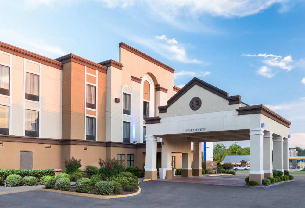 Holiday Inn Express Hotel & Suites Grenada Image 28
