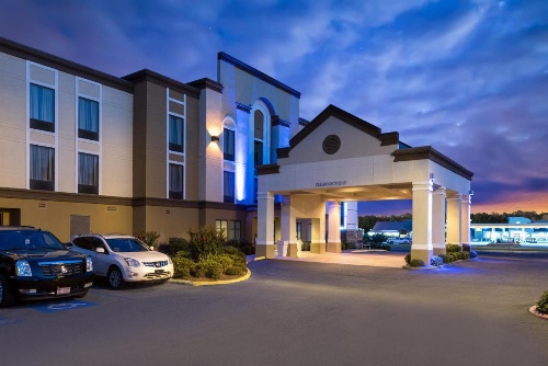 Holiday Inn Express Hotel & Suites Grenada image 35